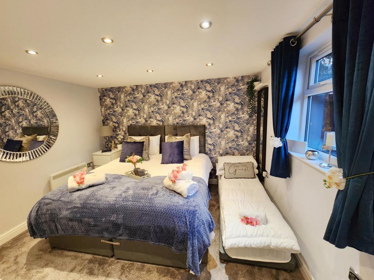 Studio Apartment The Den Colnbrook Εξωτερικό φωτογραφία