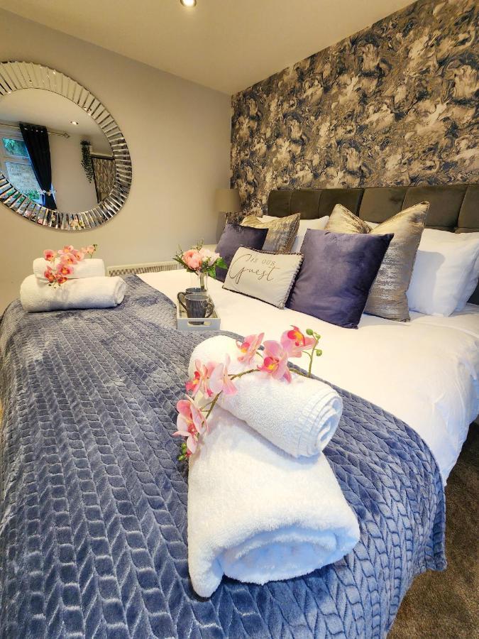 Studio Apartment The Den Colnbrook Εξωτερικό φωτογραφία