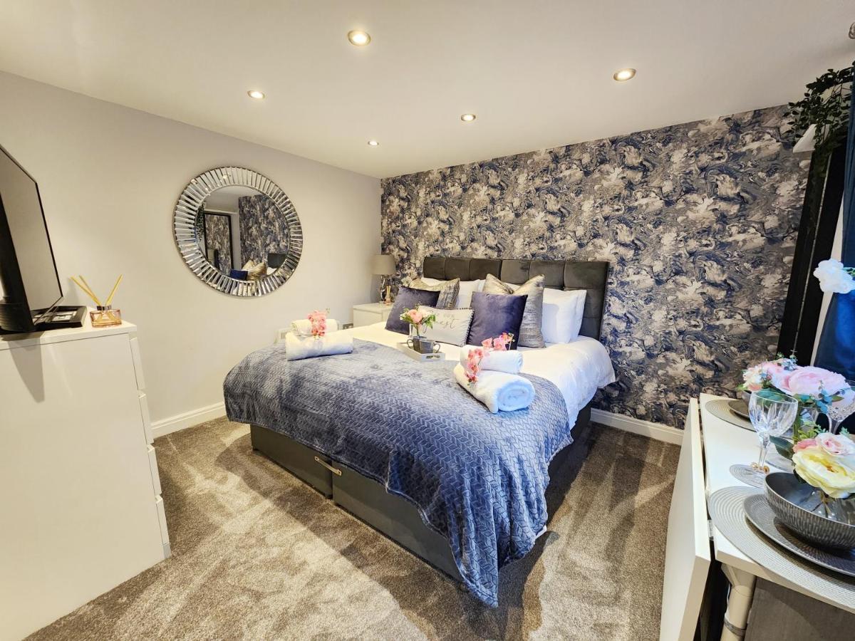 Studio Apartment The Den Colnbrook Εξωτερικό φωτογραφία
